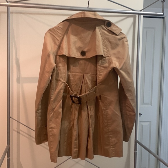 Light weight fall jacket - Picture 3 of 3